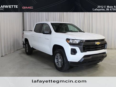 Used 2024 Chevrolet Colorado LT w/ LT Convenience Package AWD/4WD image 1