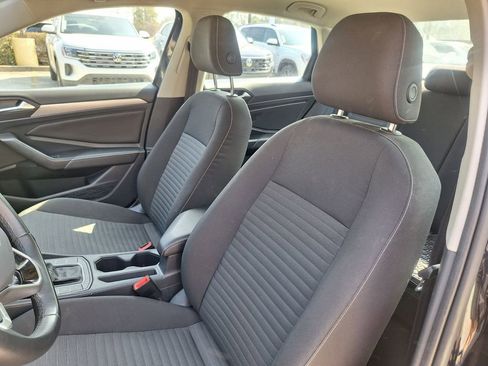 Used 2024 Volkswagen Jetta S image 11