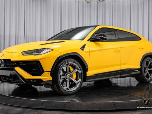 Used 2024 Lamborghini Urus S image 7