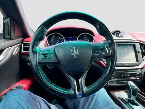 Used 2016 Maserati Ghibli S RWD image 11