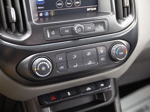 Certified 2022 Chevrolet Colorado W/T image 15