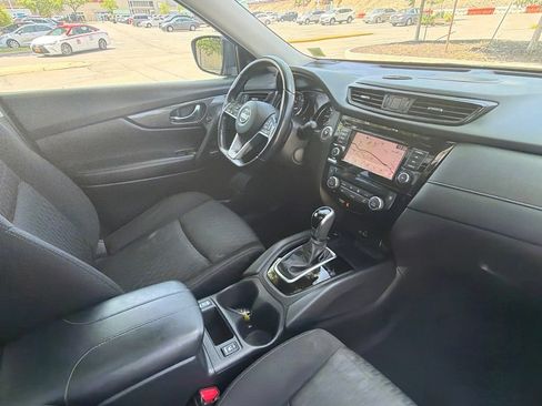 Used 2020 Nissan Rogue SV w/ Sun & Sound Touring Package AWD/4WD image 27