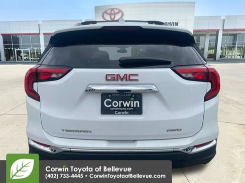 Used 2020 GMC Terrain SLT AWD/4WD image 4