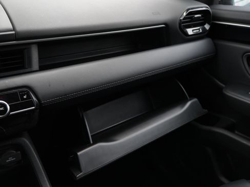 Used 2024 Honda Pilot Touring image 28