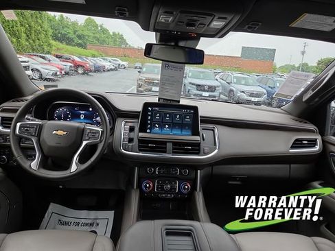 Used 2023 Chevrolet Tahoe LT w/ Luxury Package AWD/4WD image 10