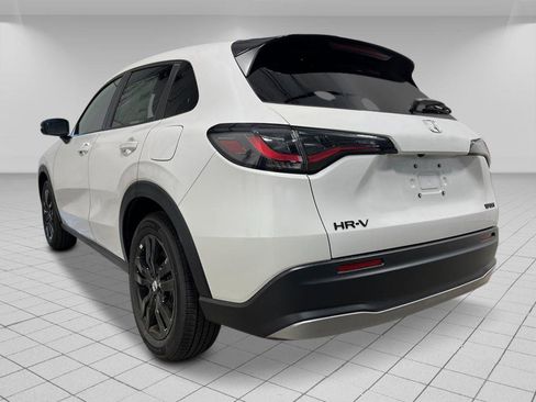 New 2026 Honda HR-V Sport image 3