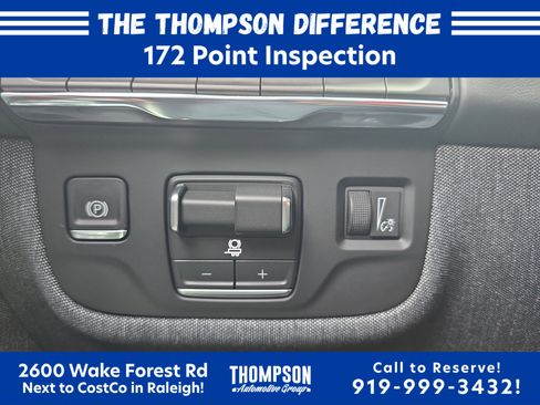 Used 2026 Cadillac Escalade Platinum Sport AWD/4WD image 27