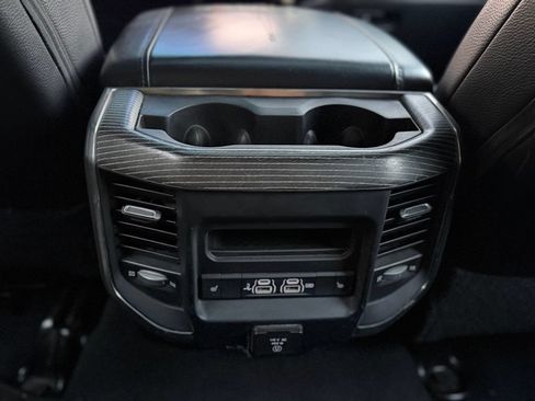 Used 2022 RAM 2500 Limited AWD/4WD image 46