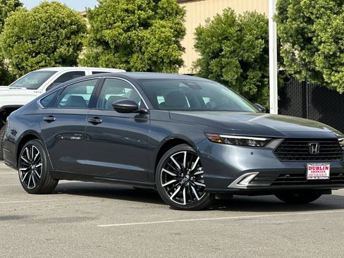 New 2026 Honda Accord Touring image 2