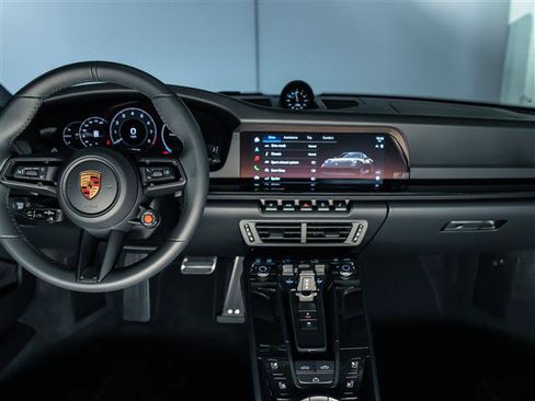 Certified 2026 Porsche 911 Carrera RWD image 25