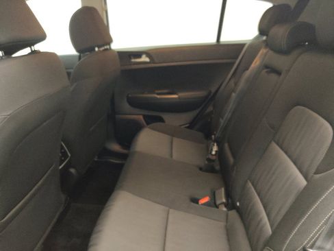 Used 2021 Kia Sportage LX AWD/4WD image 18