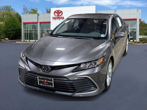 Certified 2023 Toyota Camry LE image 1