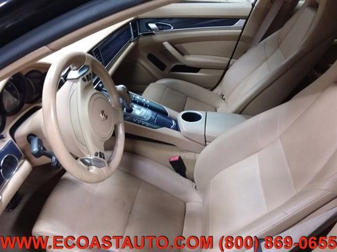 Used 2013 Porsche Panamera 4 image 10