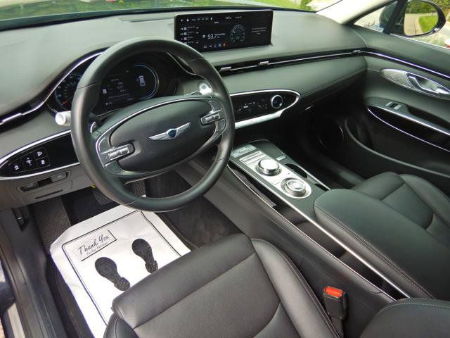 Used 2025 Genesis GV70 2.5T AWD/4WD image 8