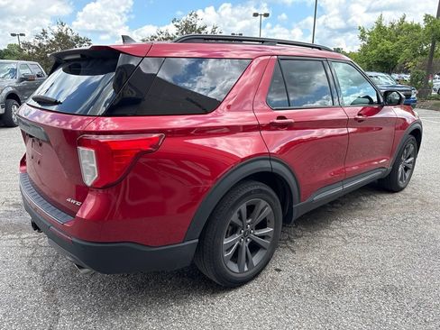 Used 2023 Ford Explorer XLT w/ Equipment Group 202A AWD/4WD image 10