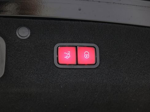 Used 2019 Mercedes-Benz S 63 AMG 4MATIC Cabriolet image 60