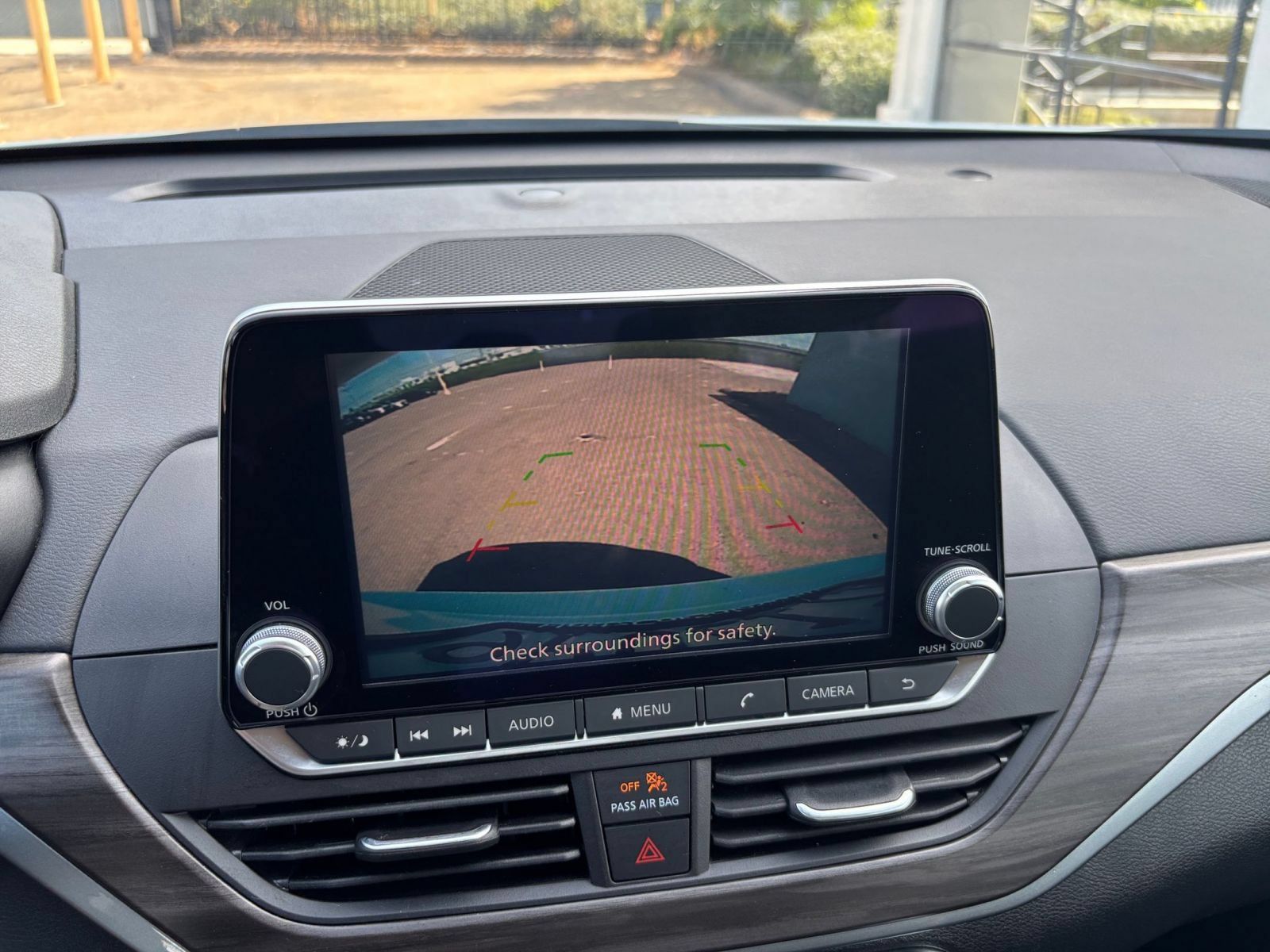 Used 2025 Nissan Altima 2.5 SV FWD image 22