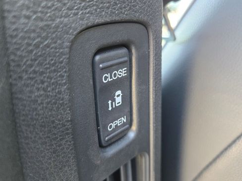 Used 2024 Honda Odyssey Elite image 18