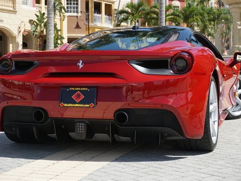 Used 2019 Ferrari 488 GTB RWD image 50