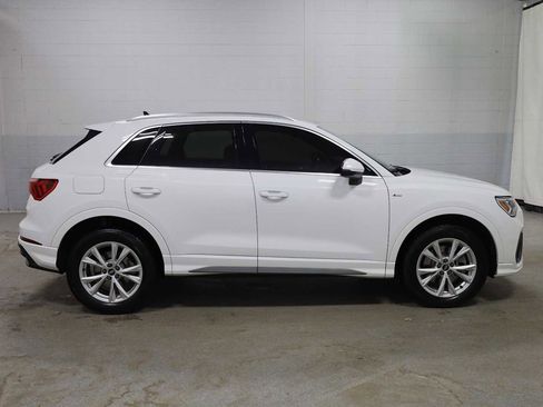 Used 2023 Audi Q3 2.0T Premium w/ Convenience Package image 10
