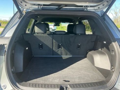 Used 2025 Chevrolet Equinox LT w/ Convenience Package II FWD image 12