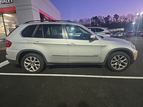 Used 2013 BMW X5 xDrive35i image 2