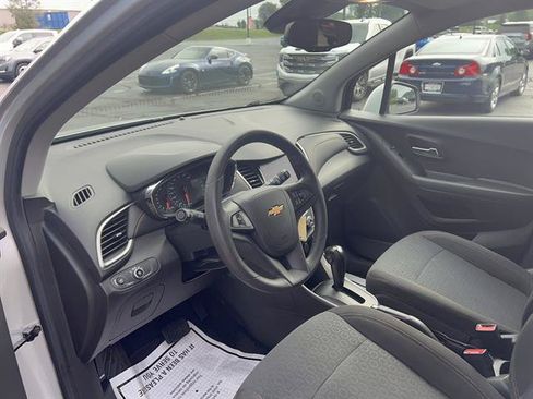 Used 2020 Chevrolet Trax LS w/ Tint and Cruise Package FWD image 13