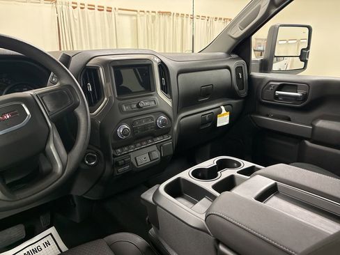 New 2026 GMC Sierra 2500 Pro w/ 1SA Pro Safety Plus Package image 18