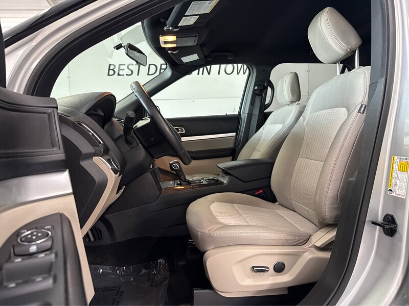 Used 2018 Ford Explorer FWD image 9
