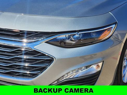 Used 2025 Chevrolet Malibu LT image 7