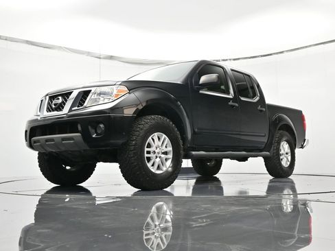 Used 2019 Nissan Frontier SV image 34