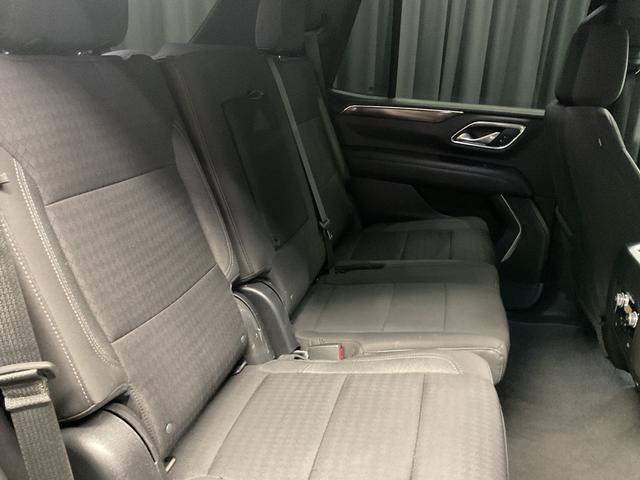Used 2023 GMC Yukon SLE w/ Gmc Pro Safety Plus Package AWD/4WD image 17
