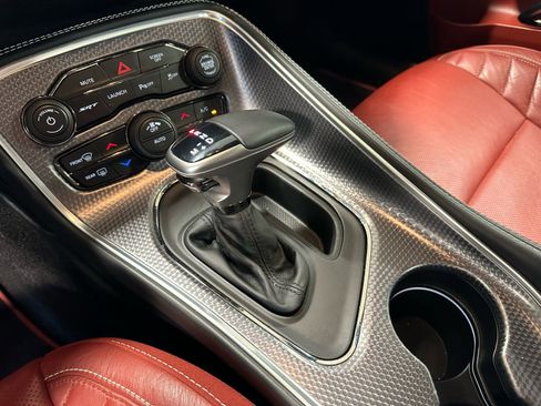 Used 2018 Dodge Challenger SRT Hellcat image 37