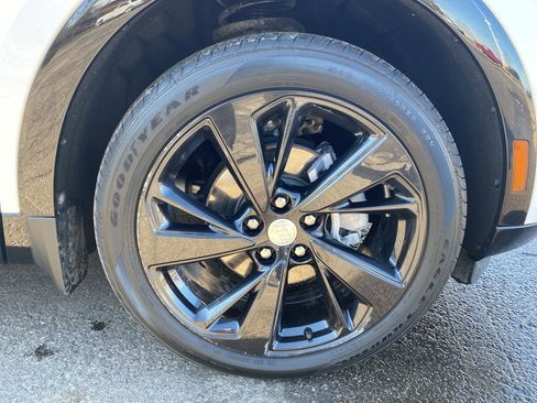 Used 2021 Buick Envision Preferred image 9