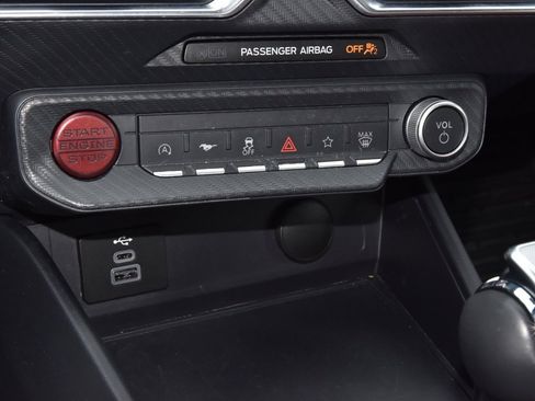 Certified 2025 Ford Mustang Premium image 28