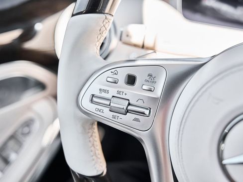 Used 2020 Mercedes-Benz S 560 4MATIC Coupe image 45