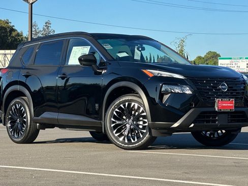 New 2026 Nissan Rogue SV AWD/4WD image 2