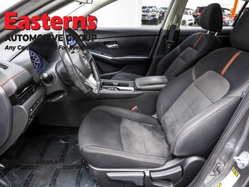 Used 2023 Nissan Sentra SR w/ Trunk Package image 14