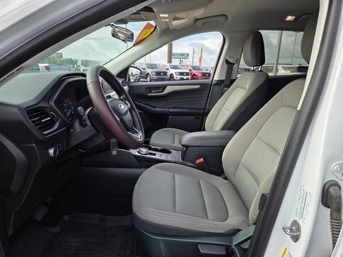 Used 2022 Ford Escape S FWD image 5