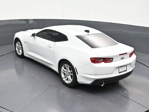 Used 2023 Chevrolet Camaro LS RWD image 17