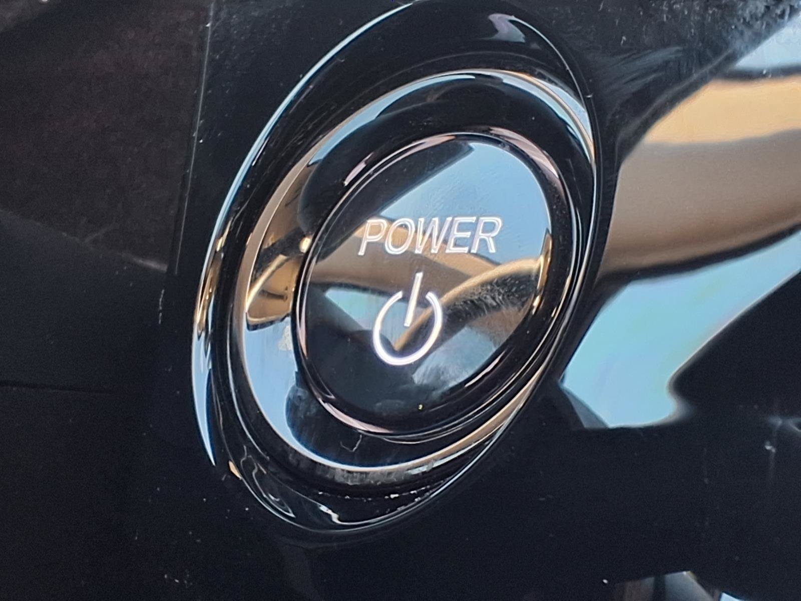 Used 2016 Honda Pilot Touring image 8