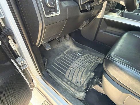 Used 2018 RAM 3500 Laramie w/ Convenience Group AWD/4WD image 37