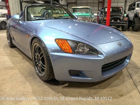 Used 2002 Honda S2000 image 12
