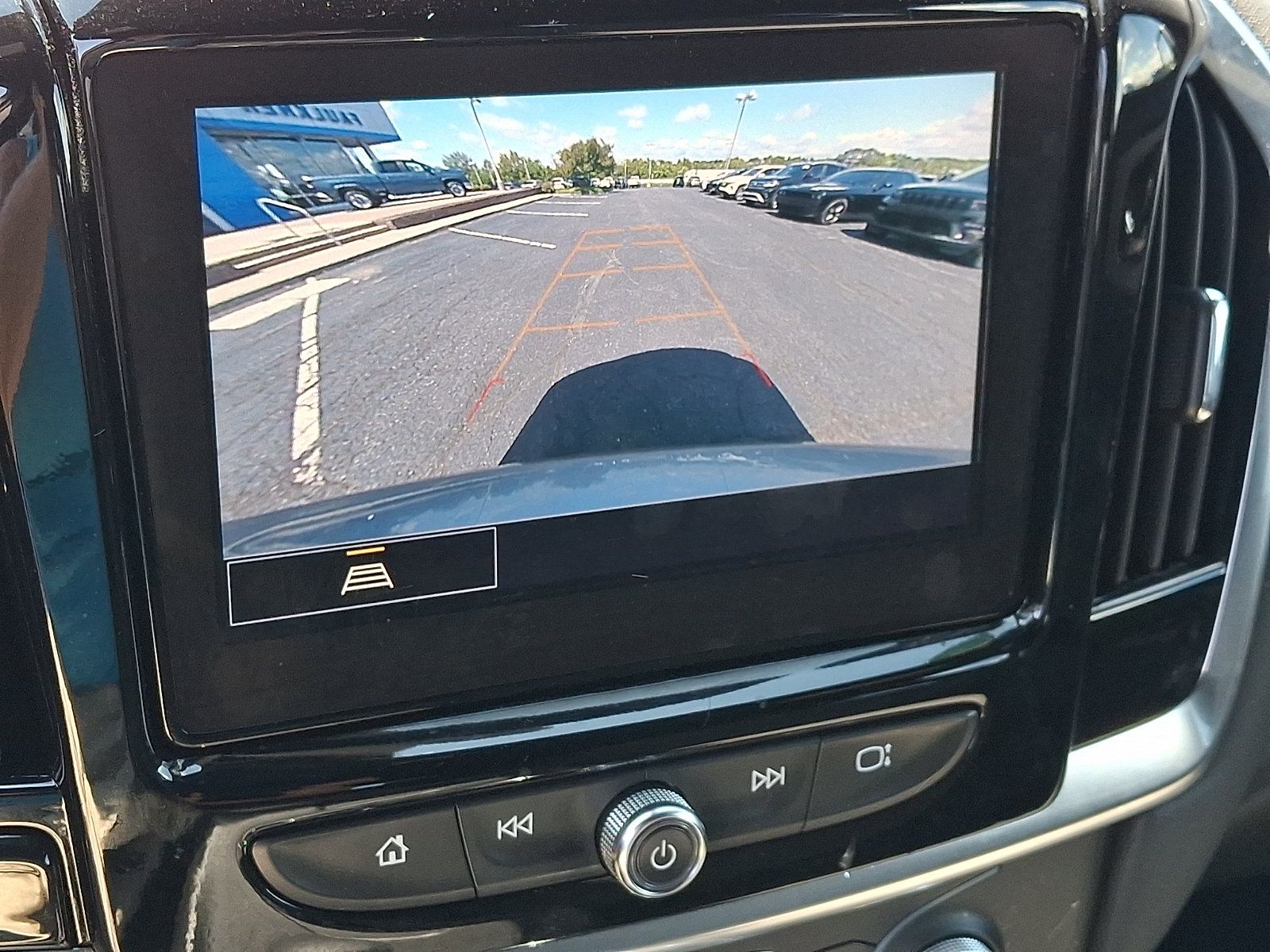 Certified 2023 Chevrolet Traverse LT AWD/4WD image 20