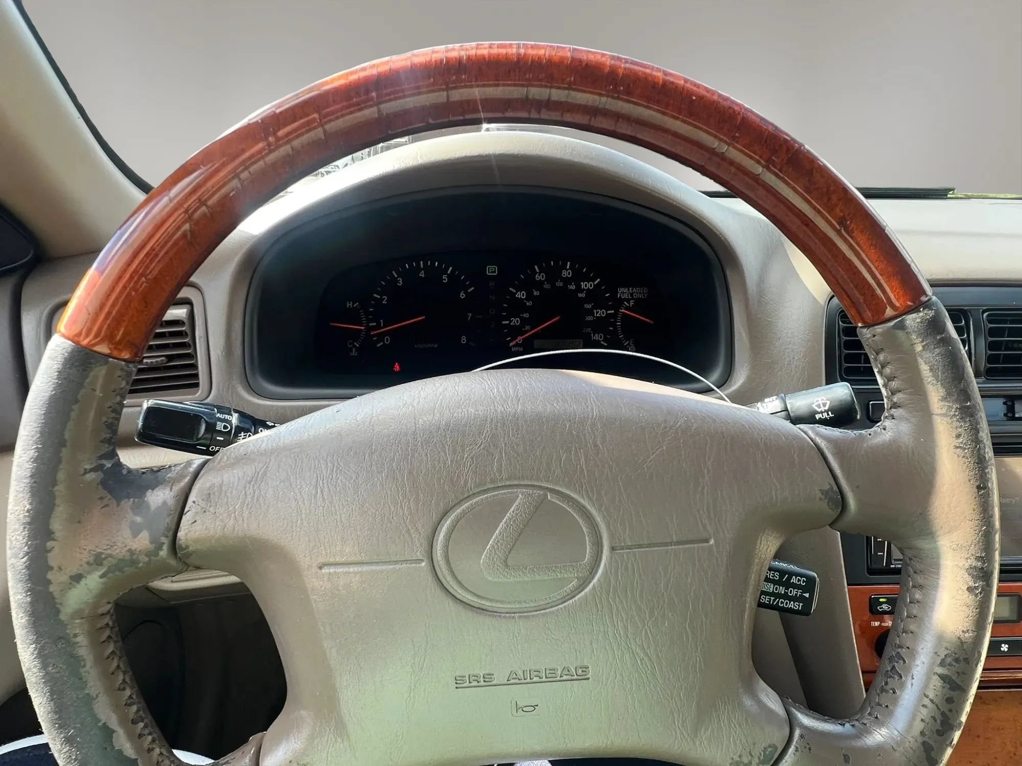 Used 2000 Lexus ES 330 FWD image 17