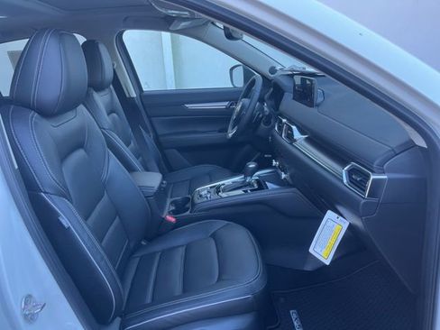 New 2025 MAZDA CX-5 AWD 2.5 S w/ Premium Plus Pkg image 30