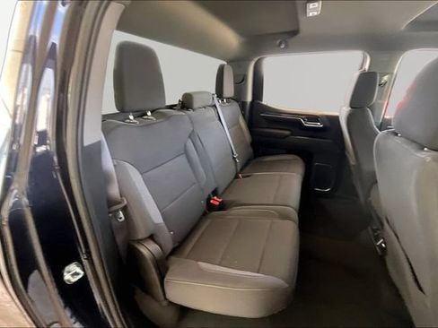 Used 2023 Chevrolet Silverado 1500 LT AWD/4WD image 17
