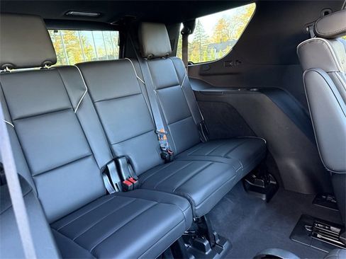 Used 2021 Cadillac Escalade Premium Luxury w/ Driver Assist Tech Package image 35