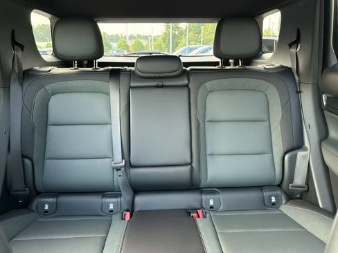 Used 2026 GMC Terrain AT4 w/ LPO, Floor Liner Package AWD/4WD image 28