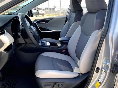 Certified 2024 Toyota RAV4 XLE image 7